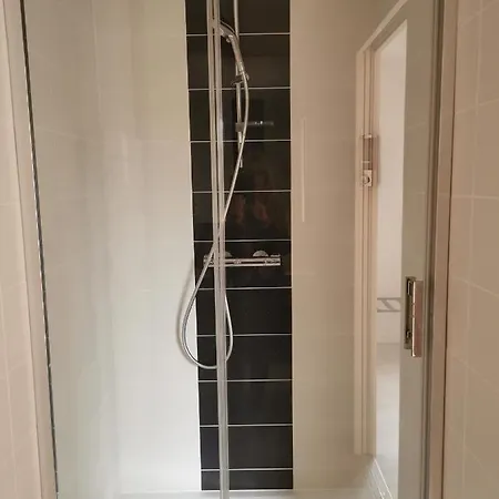 Uhaina Hossegor לינה וארוחת בוקר 3*